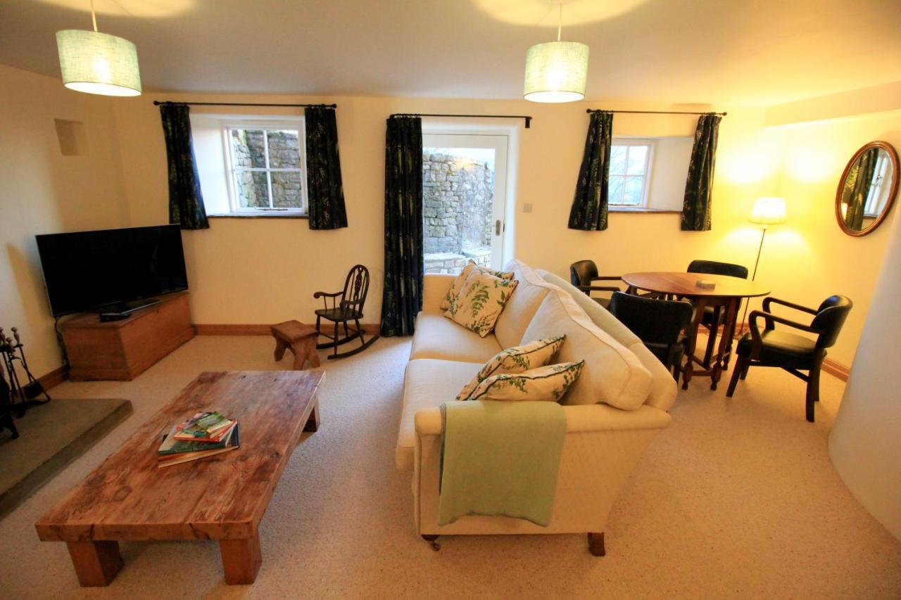 Fremington Hall Farm, Reeth, Swaledale *